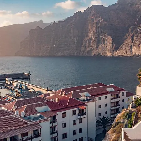 Zama Tamara * Acantilado de los Gigantes